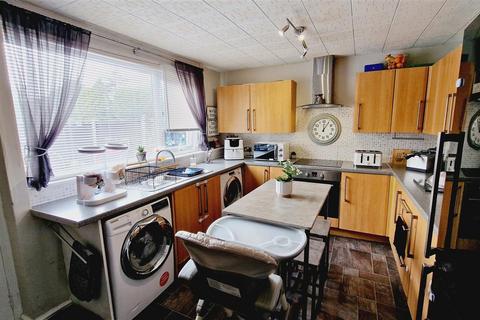 3 bedroom end of terrace house for sale, Esk Road, Winsford