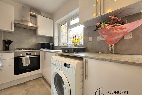 3 bedroom terraced house to rent, Ipswich Road, Tooting, SW17