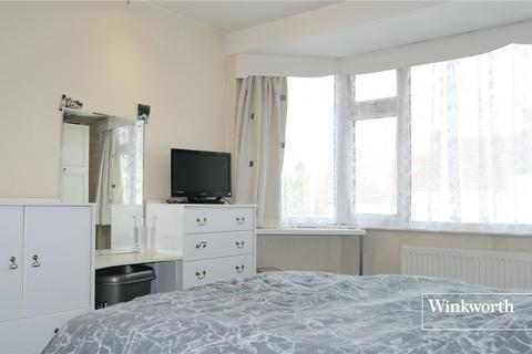 63 Woodfall Avenue, Barnet, EN5 2HB