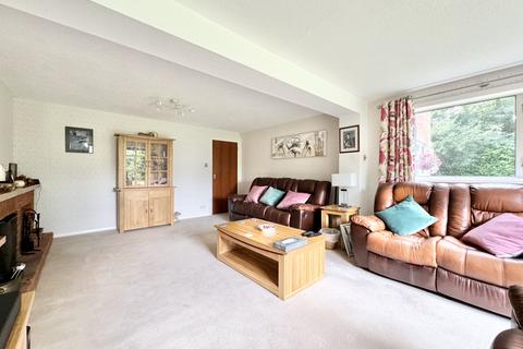 4 Bunyan Close, Tring, HP23 5PS