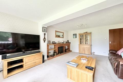 4 Bunyan Close, Tring, HP23 5PS