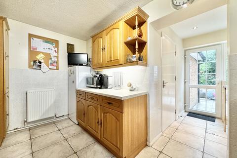 4 Bunyan Close, Tring, HP23 5PS