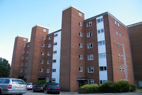 2 bedroom flat to rent, Poole Park