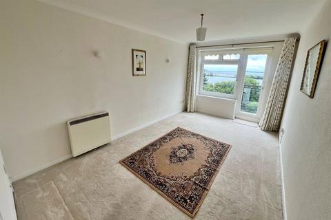 2 bedroom flat to rent, Poole Park