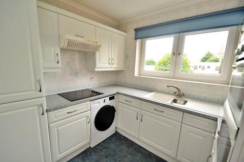 2 bedroom flat to rent, Poole Park