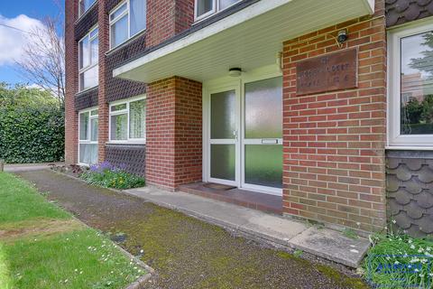 2 bedroom apartment for sale, 31 Guest Avenue,  Poole, BH12