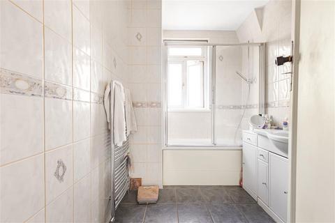 undefined, Sutherland Grove, SW18
