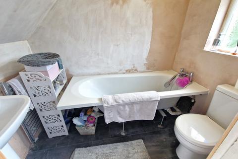 97 Barley Mount, Exeter, EX4 1RR