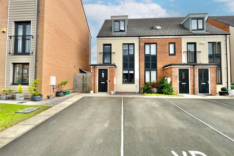 3 bedroom end of terrace house for sale, Elmwood Park Gardens, Great Park, Newcastle Upon Tyne, NE13