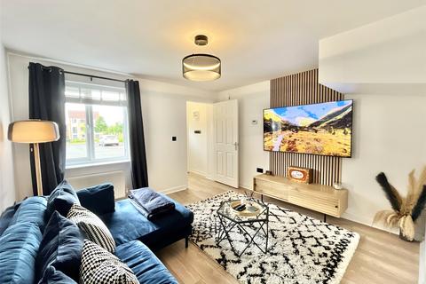 3 bedroom end of terrace house for sale, Elmwood Park Gardens, Great Park, Newcastle Upon Tyne, NE13