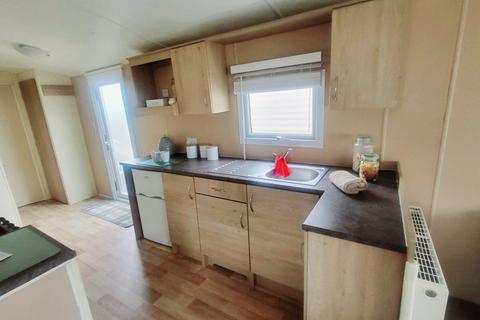 2 bedroom static caravan for sale, Suffolk Sands Holiday Park