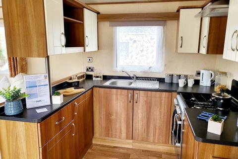 2 bedroom static caravan for sale, Suffolk Sands Holiday Park