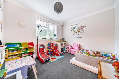39 Bastion Road, London, SE2 0RH