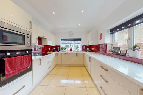 5 bedroom semi-detached house for sale, Cheriton Road, Folkestone, CT19