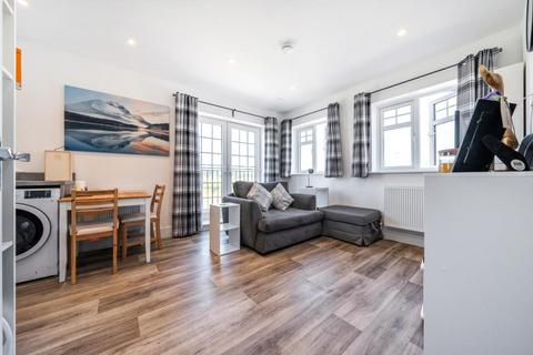 2 bedroom flat for sale, Padworth,  Reading,  RG7