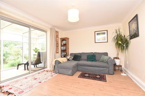 1 bedroom bungalow for sale, Woodcross Fold, Morley, Leeds, West Yorkshire