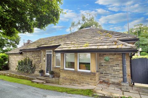 2 bedroom bungalow for sale, Town Gate, Calverley, Pudsey