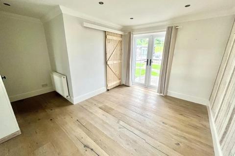 69 Pen Yr Alltwen, Alltwen, Swansea, SA8 3EA