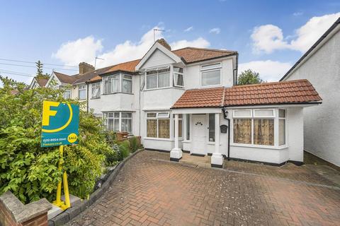 4 bedroom end of terrace house for sale, Clifton Road, Kenton, Harrow, HA3