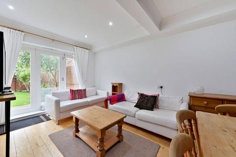 3 bedroom house to rent, Dover House Road, Putney, London, SW15