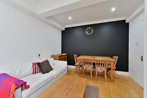 2 bedroom house to rent, Dover House Road, Putney, London, SW15