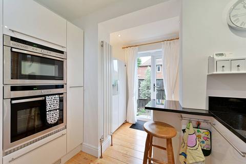 3 bedroom house to rent, Dover House Road, Putney, London, SW15