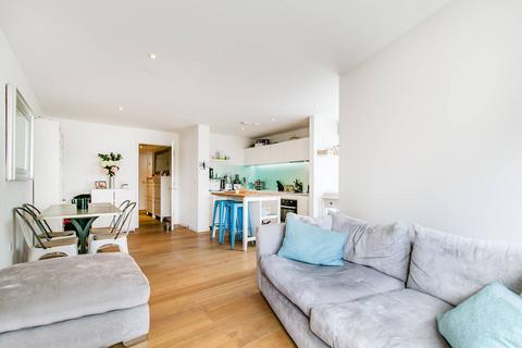 1 bedroom flat for sale, Hardwick Square, Wandsworth Town, London, SW18