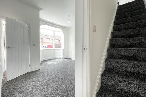 2 bedroom terraced house to rent, Park View, Bredbury, Stockport, Cheshire, SK6