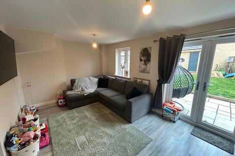 4 bedroom end of terrace house for sale, Kestrel Road, Weldon NN17