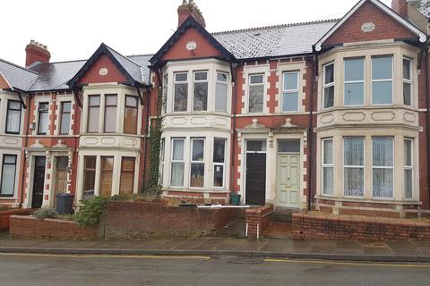 2 bedroom flat to rent, Barry Road, Barry, Vale of Glamorgan. CF62 9BG