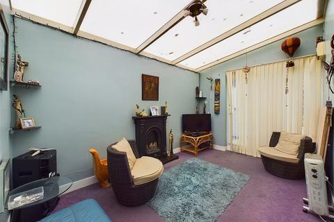 2 bedroom semi-detached house for sale, Underhill Road, Matson, Gloucester, Gloucestershire, GL4