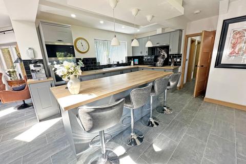 74 Gorsey Lane, Wythall, Birmingham, B47 6ER