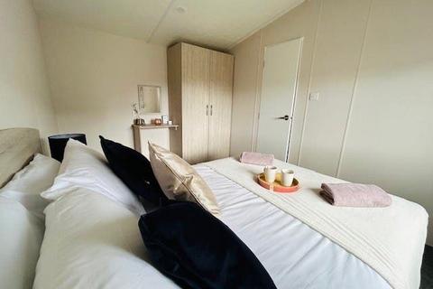 2 bedroom static caravan for sale, Winchelsea Sands Holiday Park
