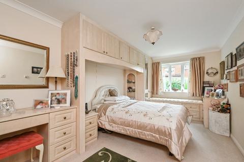 2 bedroom retirement property for sale, Mary Rose Mews, Adams Way, Alton, Hampshire