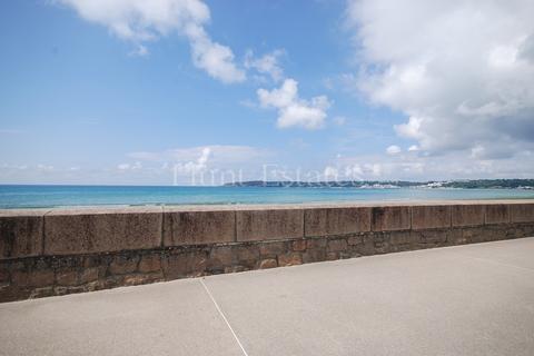 2 bedroom flat for sale, Victoria Avenue, St Helier , Jersey. JE2 3TB