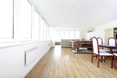 3 bedroom penthouse for sale, Rodney Point, 309 Rotherhithe Street, London, SE16