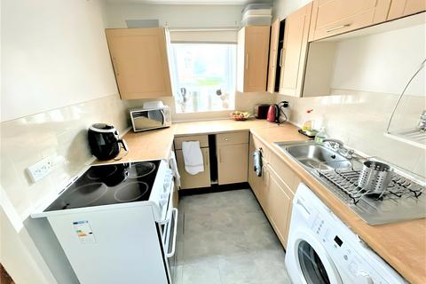 2 bedroom flat for sale, 2 Bedroom Flat For Sale - B17