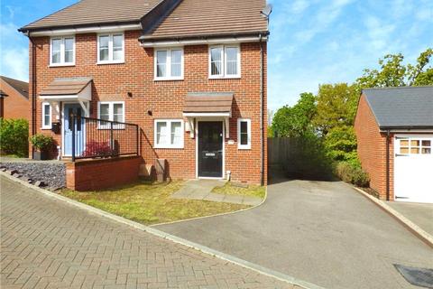 2 bedroom semi-detached house for sale, Garrett Close, Havant, Hampshire