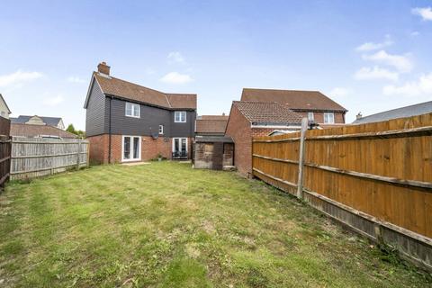 3 bedroom detached house for sale, Morrells Walk, Bognor Regis, West Sussex