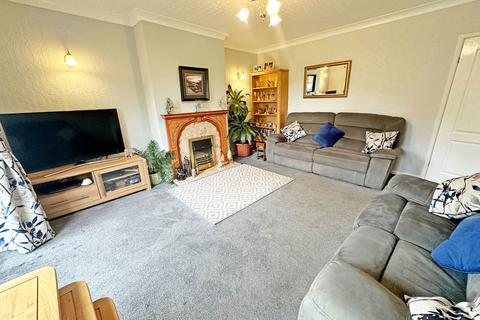 3 bedroom semi-detached bungalow for sale, Corbett Road, Hollywood, B47 5LP