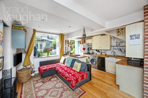 3 bedroom flat for sale, Ryde Road, Brighton, East Sussex, BN2