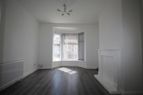 2 bedroom end of terrace house to rent, Rosmead St, Hull, HU9