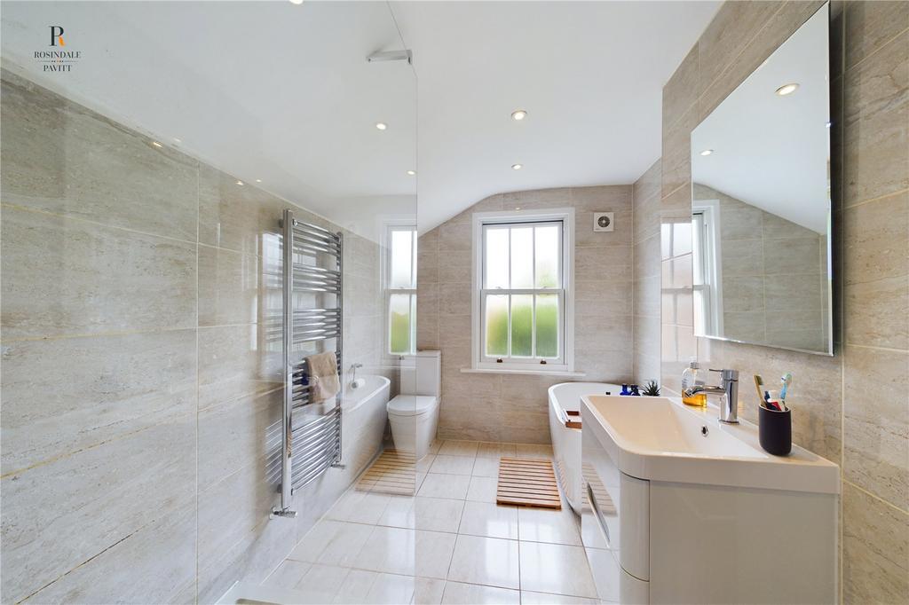 Lovely Bathroom