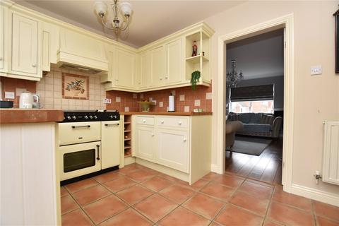 2 bedroom semi-detached house for sale, Scarborough Lane, Tingley, Wakefield, West Yorkshire