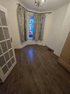 4 bedroom terraced house to rent, East Ham E6