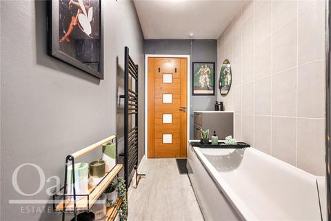Basement Flat, 88a Clyde Road, Croydon, CR0 6SW