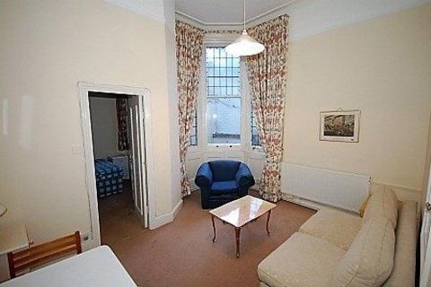 1 bedroom flat to rent, Cornwall Gardens, London, SW7 4AP