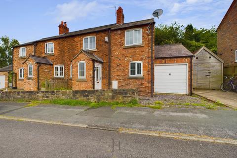 3 bedroom semi-detached house for sale, Top Road, Frodsham WA6