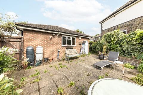 1 bedroom bungalow for sale, Lenthorp Road, Greenwich, SE10