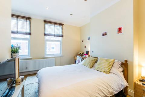 4 bedroom maisonette to rent, Hildreth Street, Balham, London, SW12